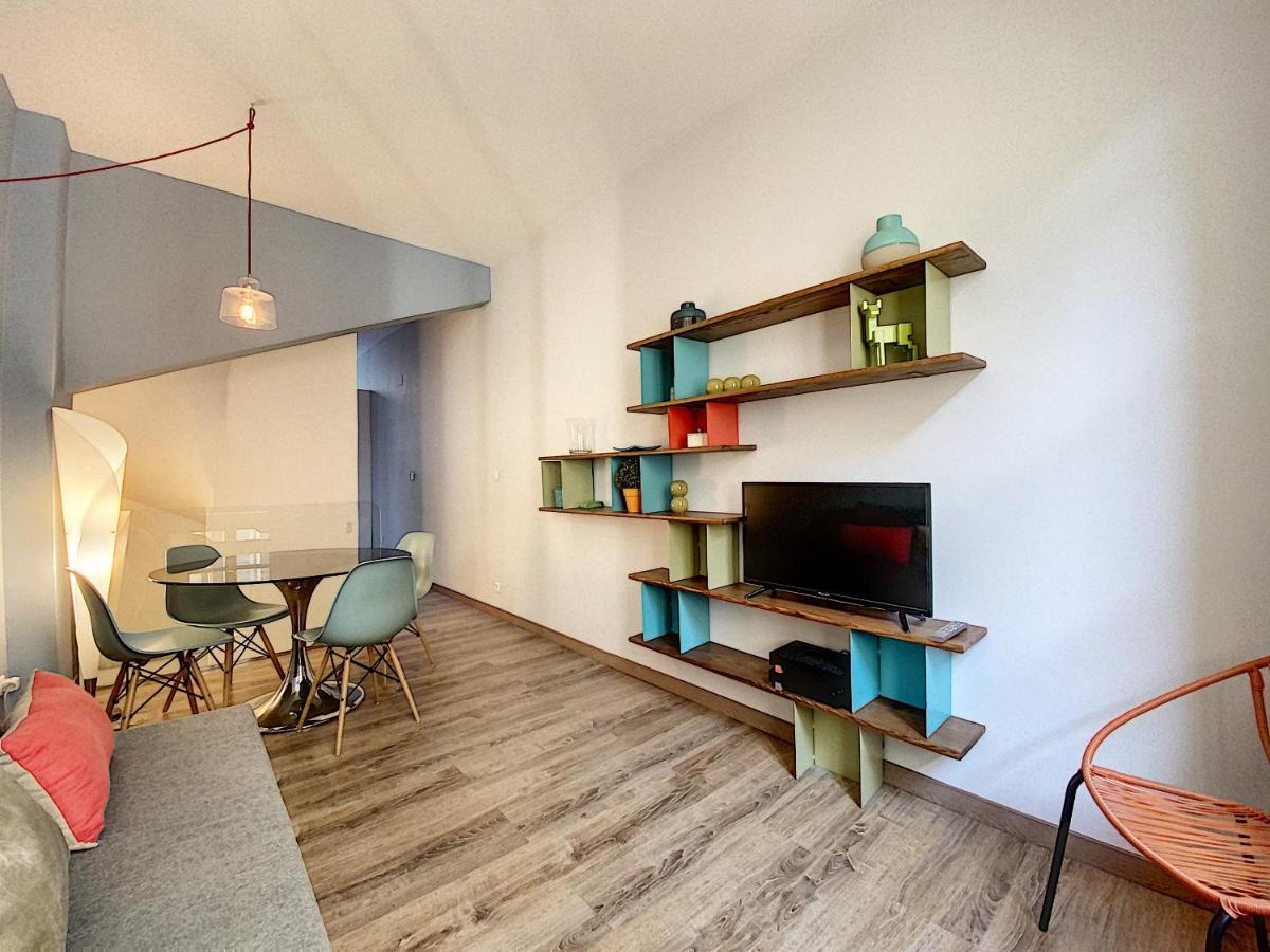 Maison 3 Chambres - Terrasse - Climatisation 10 Minutes A Pied Du Pont D'亞維農 外观 照片