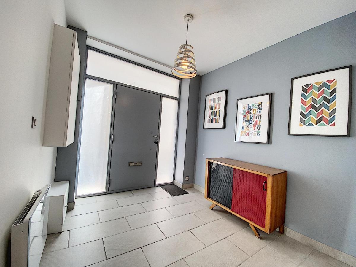 Maison 3 Chambres - Terrasse - Climatisation 10 Minutes A Pied Du Pont D'亞維農 外观 照片