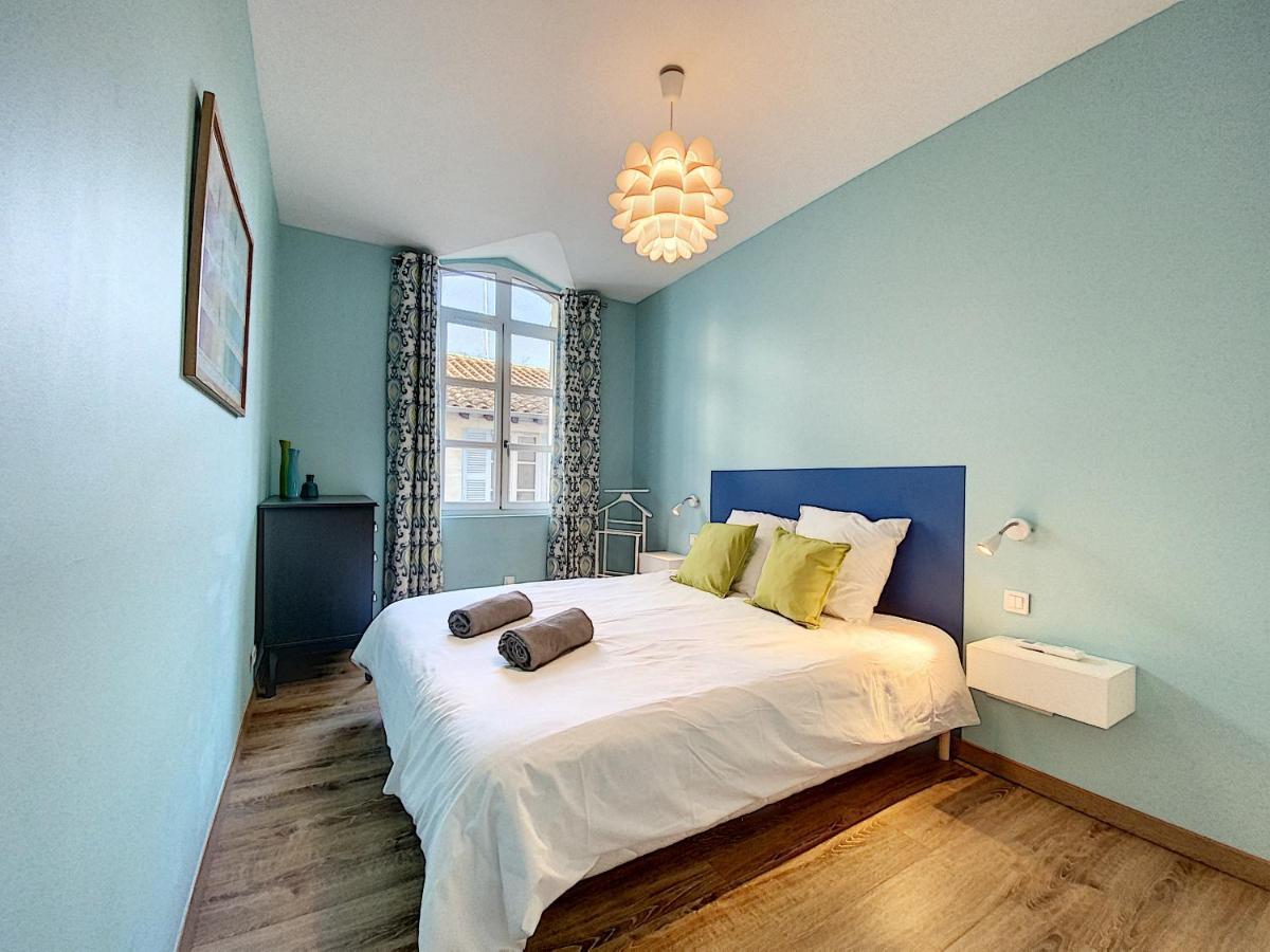 Maison 3 Chambres - Terrasse - Climatisation 10 Minutes A Pied Du Pont D'亞維農 外观 照片