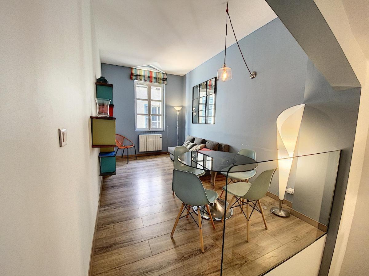 Maison 3 Chambres - Terrasse - Climatisation 10 Minutes A Pied Du Pont D'亞維農 外观 照片