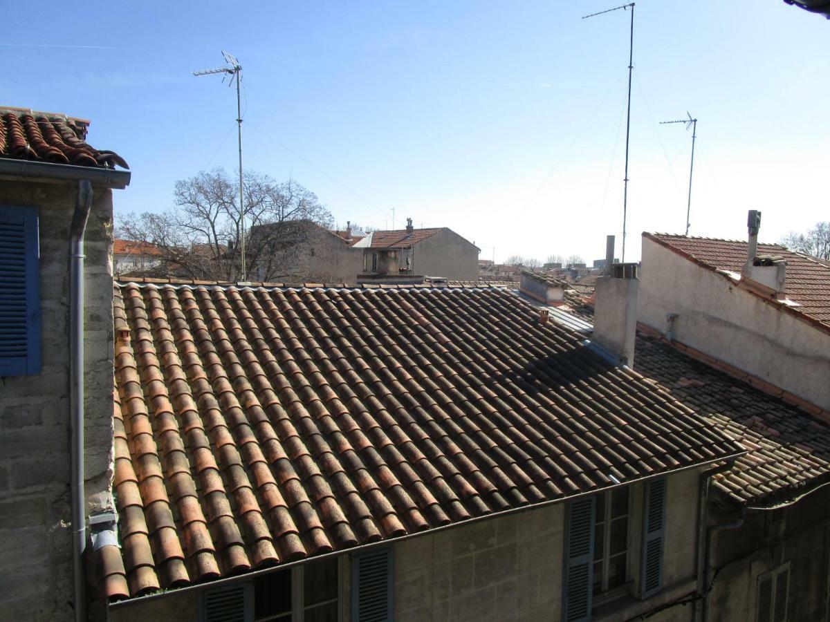 Maison 3 Chambres - Terrasse - Climatisation 10 Minutes A Pied Du Pont D'亞維農 外观 照片